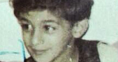 أحمد حلمى ينشر صورة نادرة له أثناء فترة الطفولة