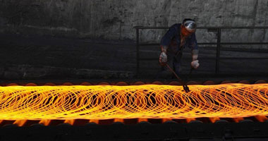 الصناعات المعدنية: أسعار الحديد تتراجع عالميا والطن يسجل 380 دولارا