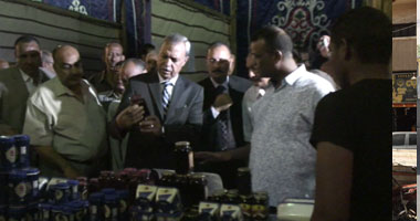 بالصور.. محافظ قنا يفتتح معرض السلع الغذائية ومستلزمات رمضان