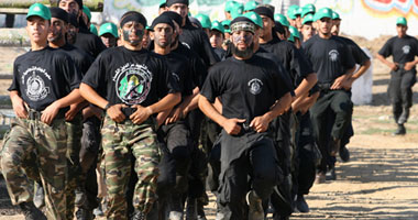 حماس تعتقل كادرا من حركة فتح فور وصوله لقطاع غزة