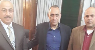نقيب الصيادين: طلبت من وزير الزراعة حل مشاكلنا ووعد بحلها 