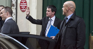 رئيس وزراء فرنسا يرى امكان التوصل "بسرعة كبيرة" الى حل لازمة اليونان