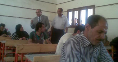 "النور" بالإسكندرية يعقد امتحانات محو أمية لأهالى فى "أبيس"