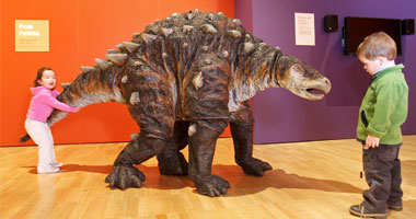 الديناصورات تجذب الأطفال فى استراليا