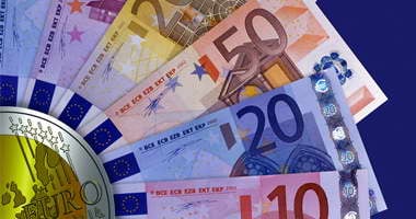 سعر اليورو اليوم الأربعاء.. يسجل 18.55 جنيه بـ"البنك الأهلى"