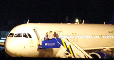 وصول طائرتين إلى موسكو من صنعاء مع مجموعة من الرعايا الروس وآخرين