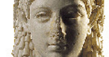 كليوباترا بطلة كتاب فرنسى بعنوان "ملوك مصر القديمة" يسرد قصة حياتها