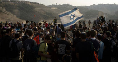 مستوطنون يهود يهاجمون مدرسة فلسطينية بنابلس