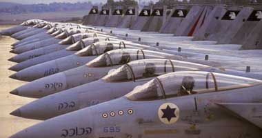 طائرات حربية إسرائيلية تستهدف مستودعات أسلحة فى ريف دمشق