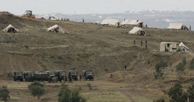 الطيران الحربى السورى يشن غارات مكثفة على مواقع مسلحين على الحدود اللبنانية