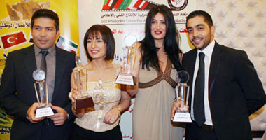 اتحاد المنتجين الخليجيين يكرم الفنانين المصريين