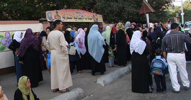 فى رابع أيام الدراسة..أولياء الأمور يعلنون مقاطعة المدارس لارتفاع كثافة الفصول ونقص الأطباء..والمعلمون يعترفون: لم نتلق تدريباً على مواجهة أنفلونزا الخنازير