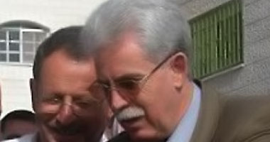 وفاة عضو اللجنة المركزية لحركة فتح جمال محيسن والرئيس أبو مازن ينعيه