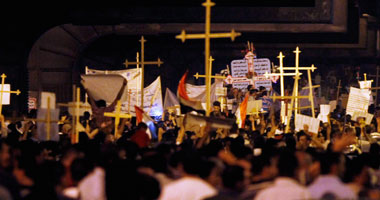 الأقباط ينظمون "مارش" جنائزى بالموسيقى والطبول من شبرا لميدان التحرير
