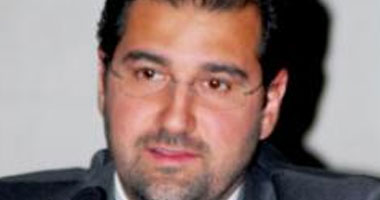 الحكومة السورية تجمد أموال رجل الأعمال رامى مخلوف وزوجته وأولاده
