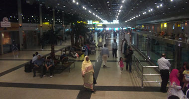 استعدادات بمطار القاهرة لاستقبال وزراء الخارجية العرب