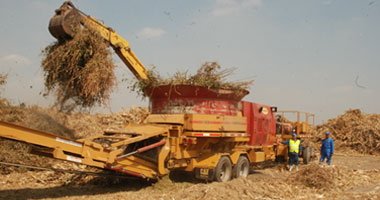 زراعة الشرقية تتابع عملية جمع وكبس قش الأرز