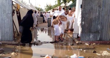 بالصور.. القائم بأعمال رئيس "الجبهة": حالة الحجاج المصريين سيئة 