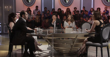 بالصور.. هانى رمزى وصفاء سلطان ورامى إمام فى "نوّرت" على MBC1