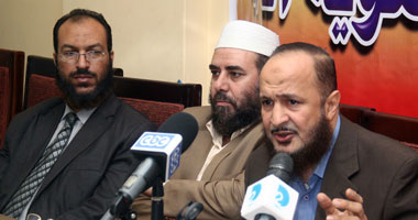 عصام دربالة: هناك من يتعامل مع "التأسيسية" بمبدأ "فيها لا أخفيها"