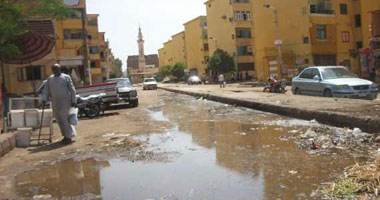 بالصور.. شوارع أسوان تغرق فى مياه الأمطار