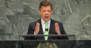 رئيس كولومبيا يقيل قادة كبار بالقوات المسلحة