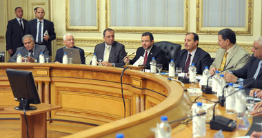 "قنديل": ترشيد النفقات لن يكون على حساب الفقراء