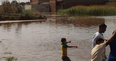غرق 3 منازل فى مدينة السادات بالمنوفية بمياه الأمطار 