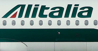 إيطاليا تعتزم إلغاء 2500 وظيفة فى شركة الطيران الوطنية