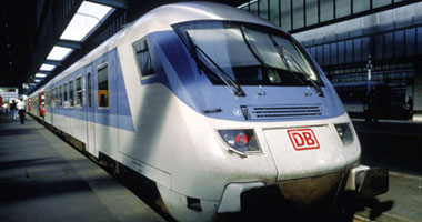 سائقو القطارات الألمان يضربون عن العمل للمطالبة بتحسين الأجور