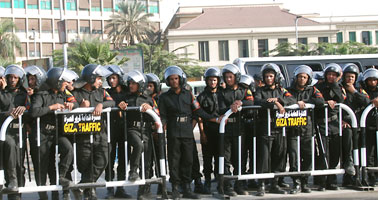 دوريات أمنية مكثفة بـ"النهضة" ومحيط جامعة القاهرة