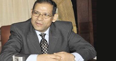 سفير مصر بالرياض يتفقد منتجات بلاده فى معرض "سعودى بيلد 2012"