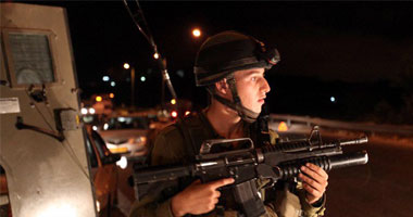 إسرائيل تعتقل 40 قياديا وناشطا من حركة حماس فى الضفة الغربية