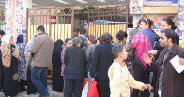 بالفيوم.. تأخر وصول بطاقات التصويت فى عدد كبير من لجان الفيوم 