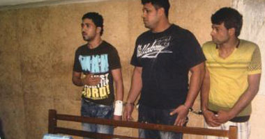 سقوط أباطرة تجارة الكيف بالزواية الحمراء وبحوزتهم 981 كيلو حشيش وبانجو