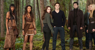 غدا.. العرض الخاص لفيلم "THE TWILIGHT SAGA: BREAKING DAWN – PART 2"