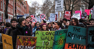مظاهرة حاشدة فى لندن احتجاجا على إجراءات الحكومة ضد تغيير المناخ