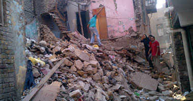 مصرع وإصابة 8 أشخاص فى انهيار منزل بسوهاج