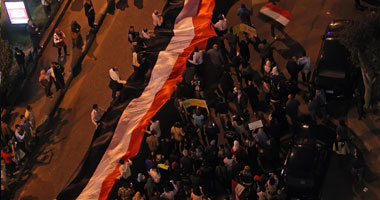 بالصور.. الآلاف فى مسيرة حاشدة من مصطفى محمود إلى التحرير