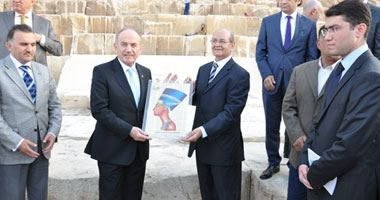 عمدة إسطنبول يوقع اتفاقًا مع الجيزة لتدوير القمامة والتخطيط العمرانى 