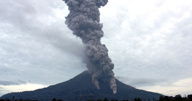 العثور على 10 ضحايا على جبل "أونتيك" بعد الثوران البركانى بوسط اليابان