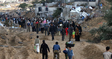 عمال فلسطين يطالبون بإنهاء الانقسام بين الفصائل