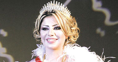 حليمة بولند بكت بشدة بسبب خسارة فريق بلدها