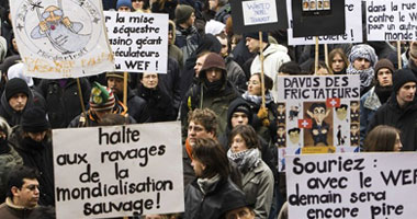 مظاهرات فى جنيف ضد منتدى دافوس 
