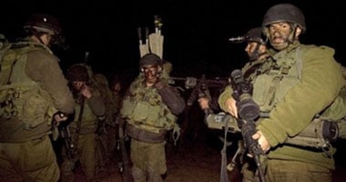الجيش الإسرائيلى يفتح تحقيقا مع جنود فروا من أمام فلسطينيين
