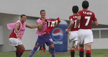 الفراعنة تفترس الأسود الكاميرونية بثلاثية 