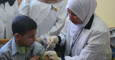 "الصحة" تعترف بفشل حملة تطعيم الطلاب بالمصل