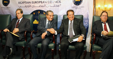 مصطفى الفقى: قانون دور العبادة الموحد لن يطبق لاعتبارات إجرائية والحل فى صدور قرار رئاسى.. وأبو العينين: موقف الشعب المصرى كان بمثابة استفتاء شعبى 