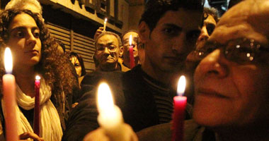 وقفه بالشموع أمام ضريح سعد زغلول من أجل ضحايا الإسكندرية
