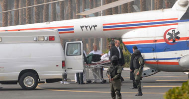 مبارك يصل أكاديمية الشرطة بـ"هليكوبتر" لمحاكمته فى "قتل المتظاهرين"